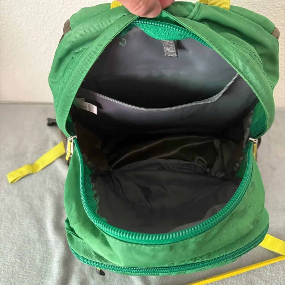 The North Face Recon Legacy Model Green, black Yellow Backpack Daypack Bag